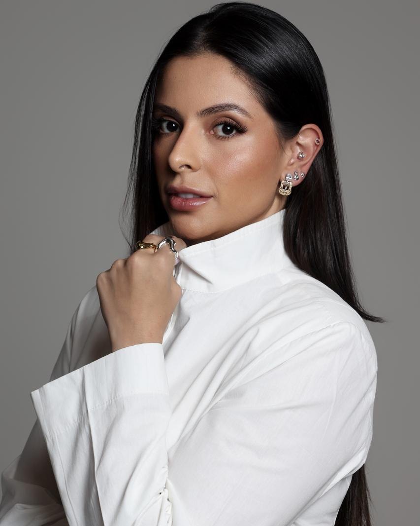 Dra. Nagibe Tayfour, ginecologista e obstetra em Goiânia